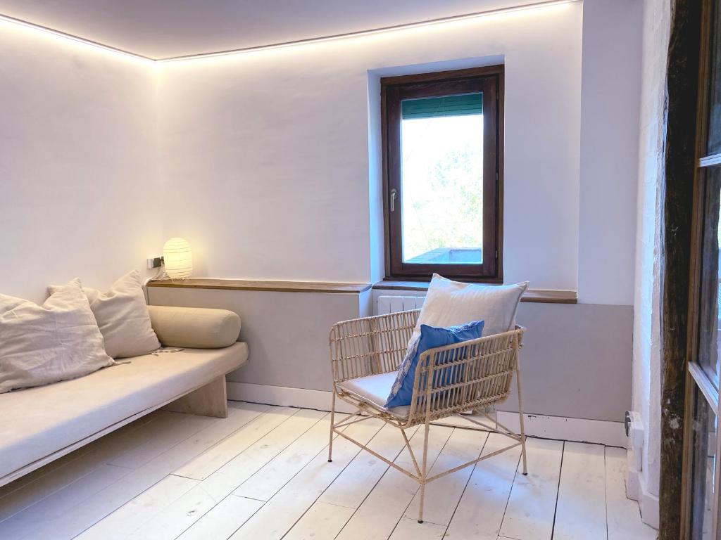 Posezení v ubytování Mañarinegi Apartamentos Rurales