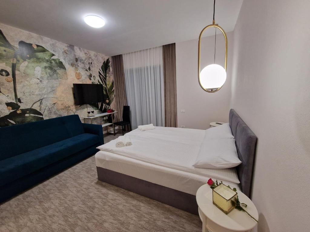 
Family Room with Balcony
