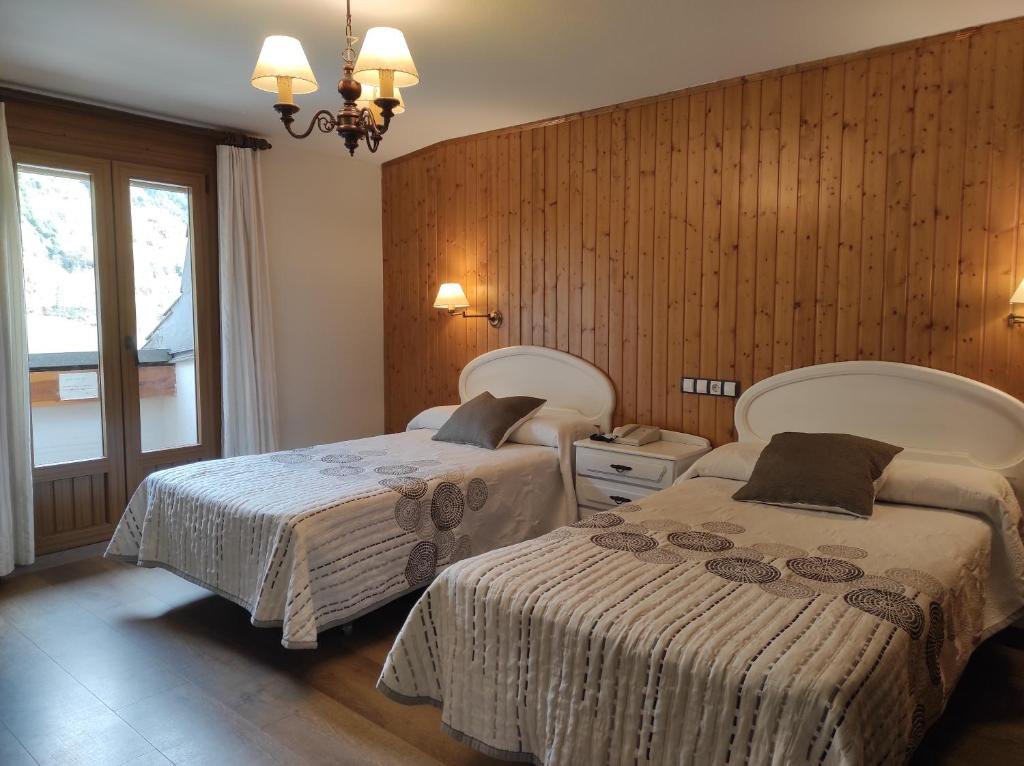 SNÖ Hotel Bielsa - Budget Single Room