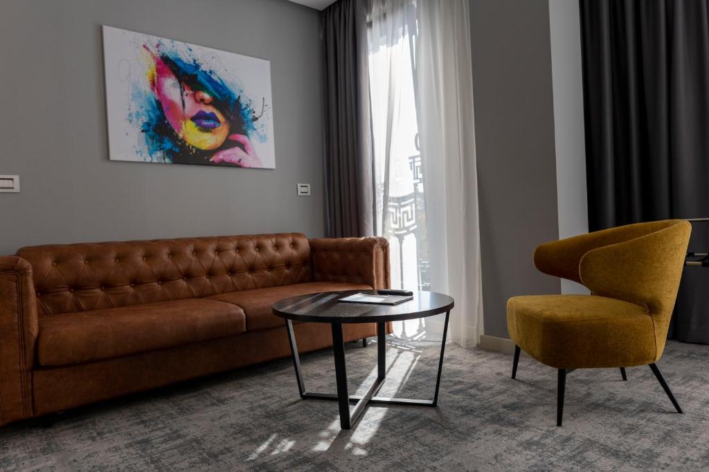 Posezení v ubytování H41 Luxury Suites