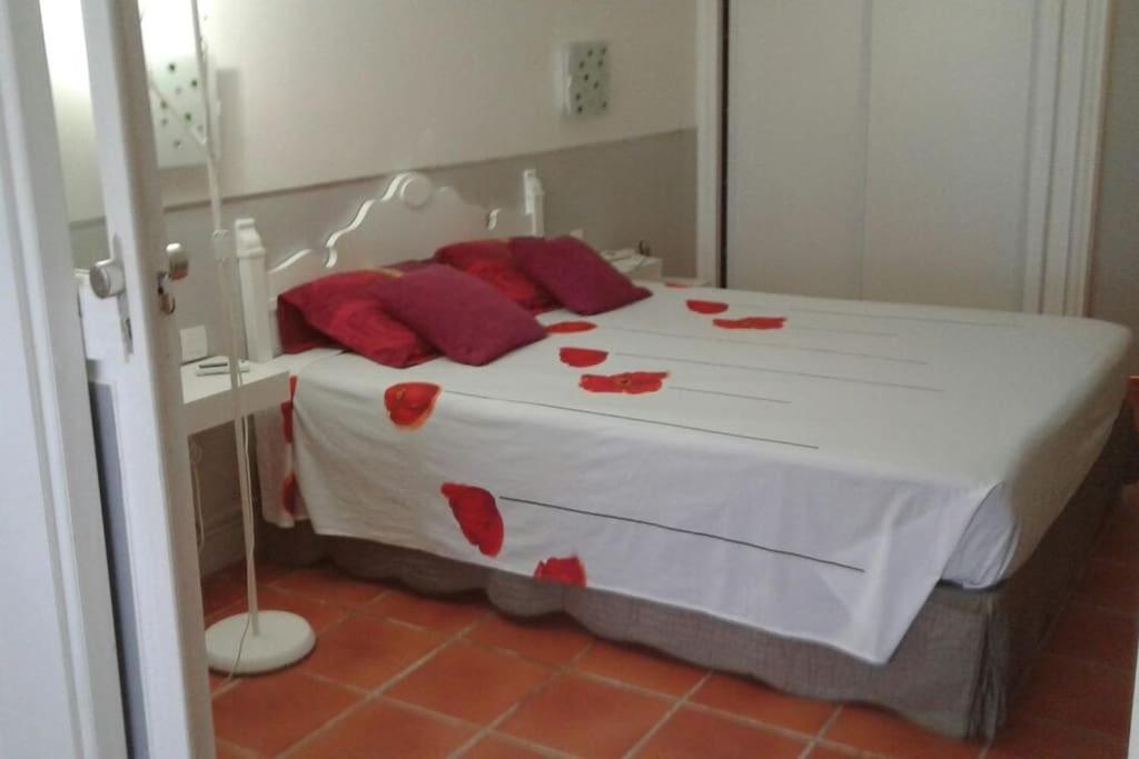 Postel nebo postele na pokoji v ubytování Studio La Violette