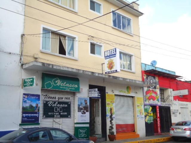 Budova, kde se aparthotel nachází