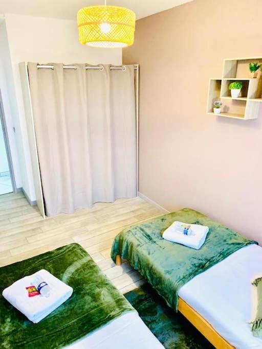 TOUR de l’europe, en plein centre avec parking. – photo 33