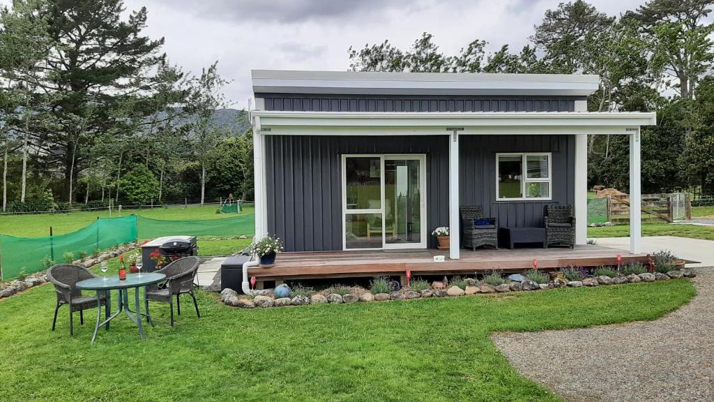Waiora cottage, Otaki (updated prices 2024)