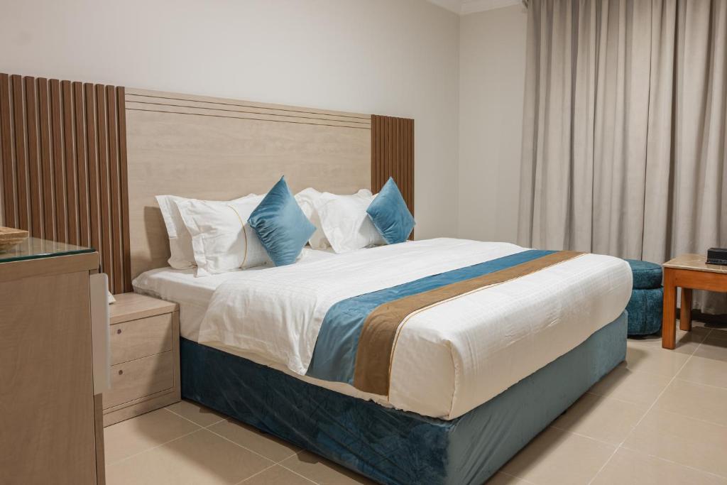 Abat Park - Suíte De Três Quartos