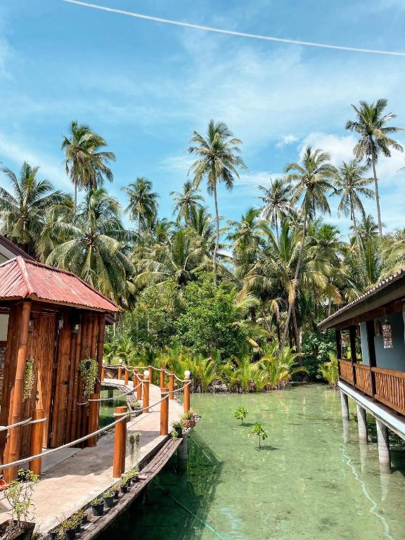 Zahrada ubytování À La Koh Kood Resort