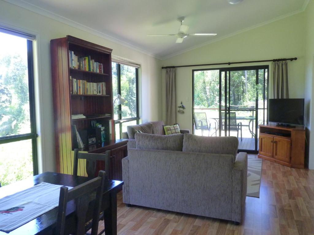 Bellthorpe Stays - Cabin De Bowerbird - Dois Quartos