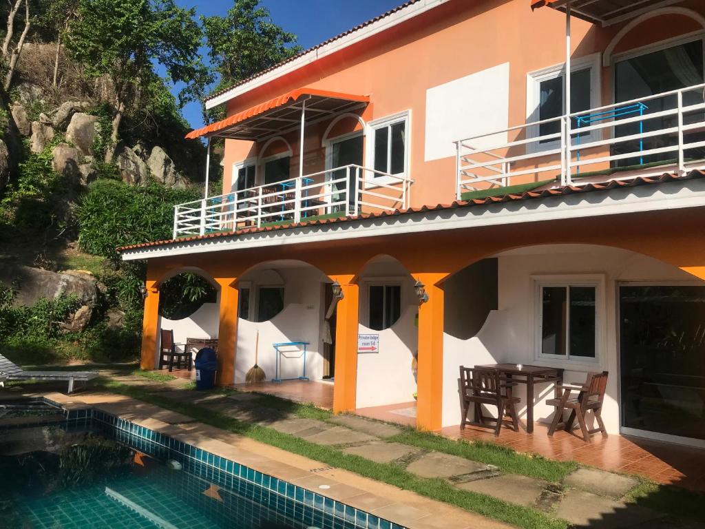 Bazén v ubytování Private Lodge Beachside Samui Lamai nebo v jeho okolí