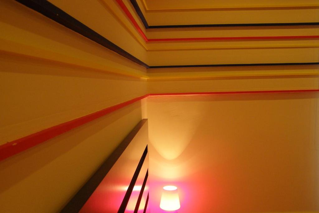 Fotografie z fotogalerie ubytování Room in a neoclassical house - ladybug v destinaci Kastoria