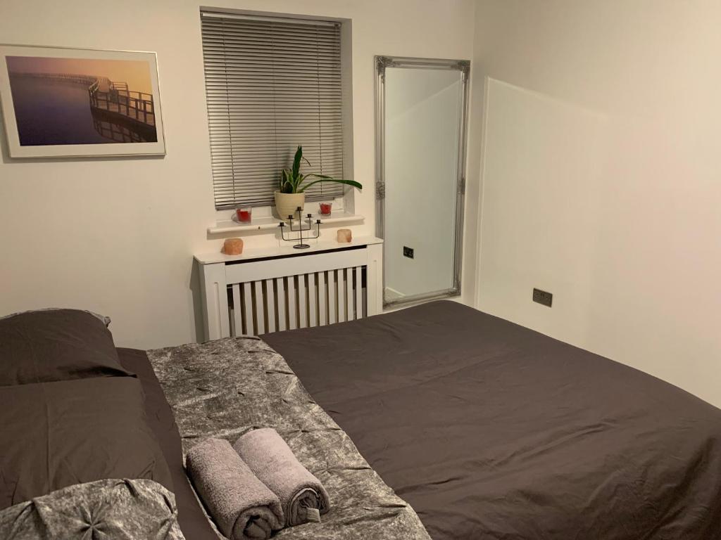Postel nebo postele na pokoji v ubytování Modern 2 bed apartment