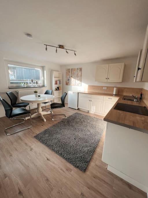 Kuchyň nebo kuchyňský kout v ubytování Gemütliche Wohnung in Bleckede an der Elbe