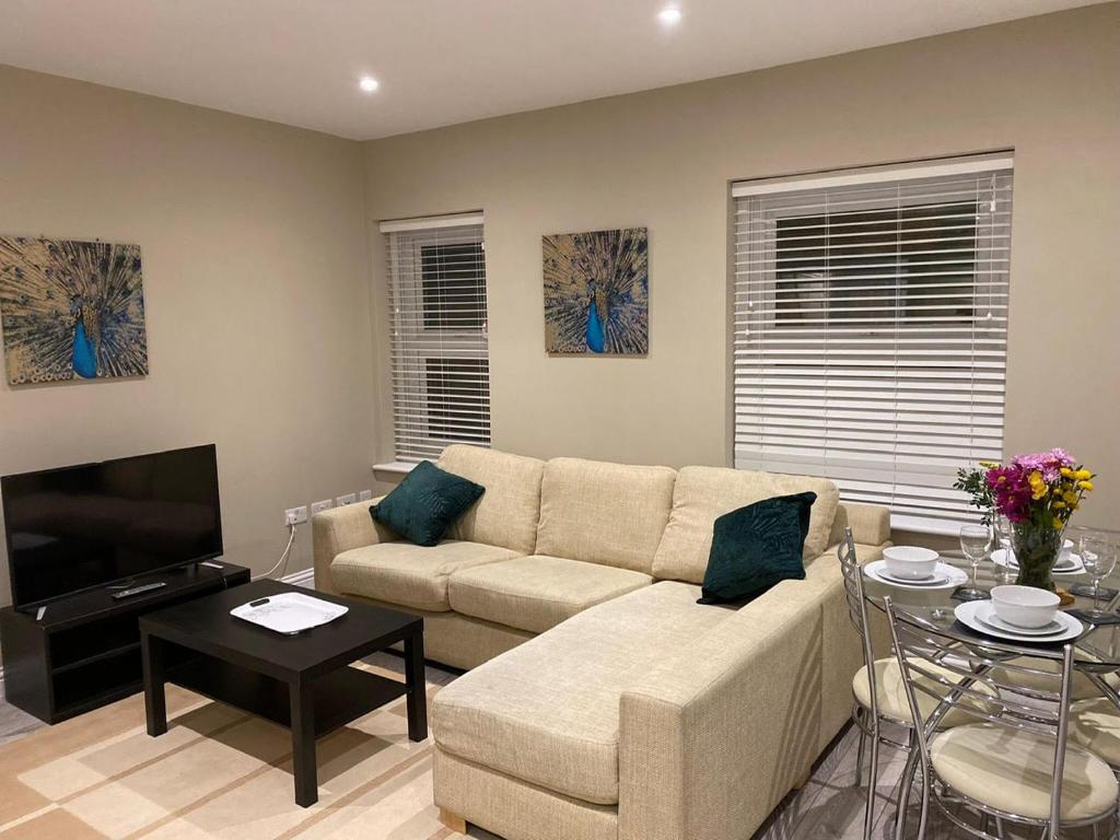 2 bedroom town centre Haven - Housity