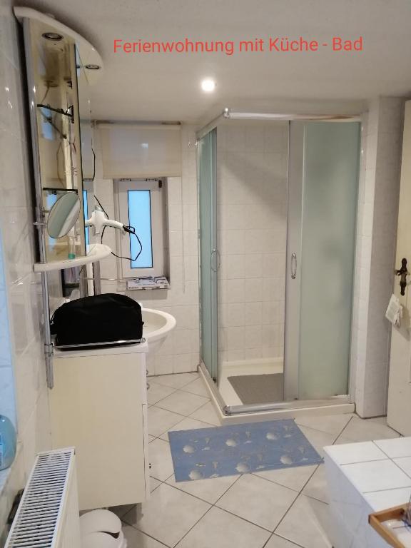 Ferienwohnung Monteurzimmer - Appartement D'une Chambre
