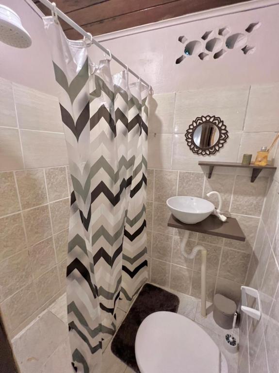 Koupelna v ubytování Coco Suites