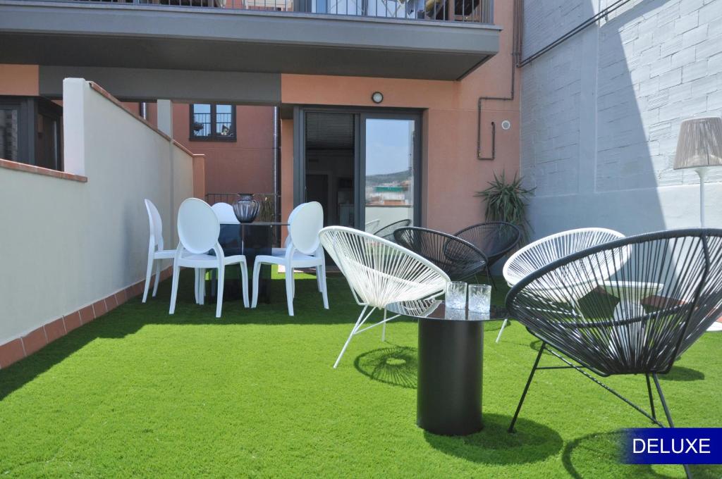 Balkón nebo terasa v ubytování Mediterranean Barcelona Apartments