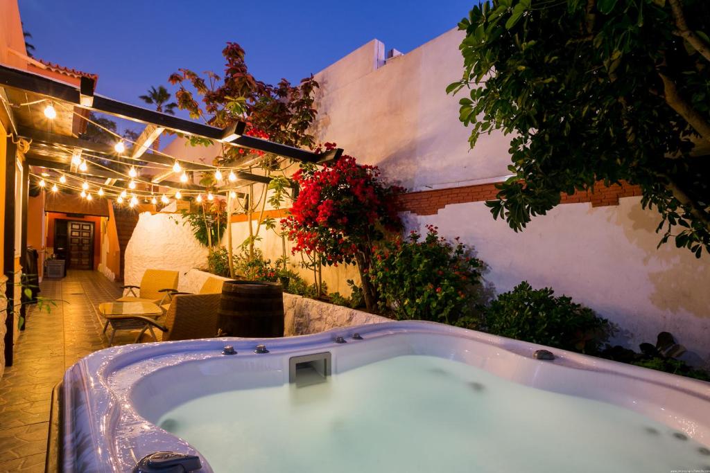 Illustration of Villa Rentals With Hot Tub