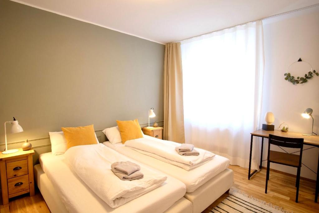 Fotografie z fotogalerie ubytování 4-Room Luxury Apartment - close to Central Station, free parking, kitchen v Lipsku