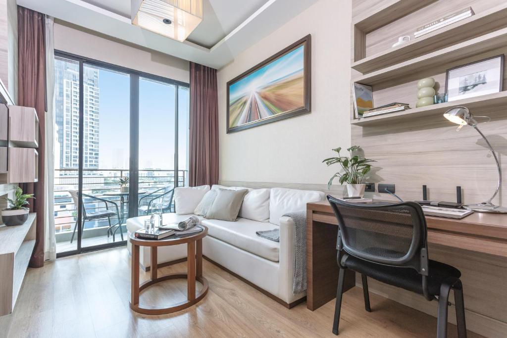 Adelphi Forty-Nine - Resim 23