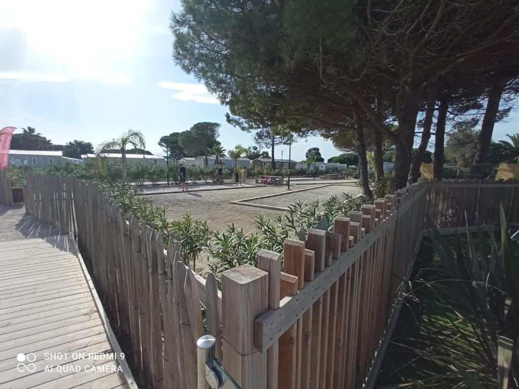 Fotografia z galérie ubytovania Mobile home 78976 TyBreizh Holidays at Mar estang 4 without fun pass v destinácii Canet-en-Roussillon