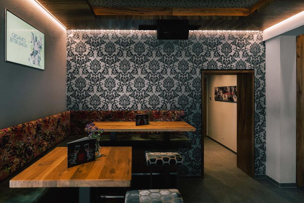 TV a/nebo společenská místnost v ubytování B&B Hotel DIE BARBARA