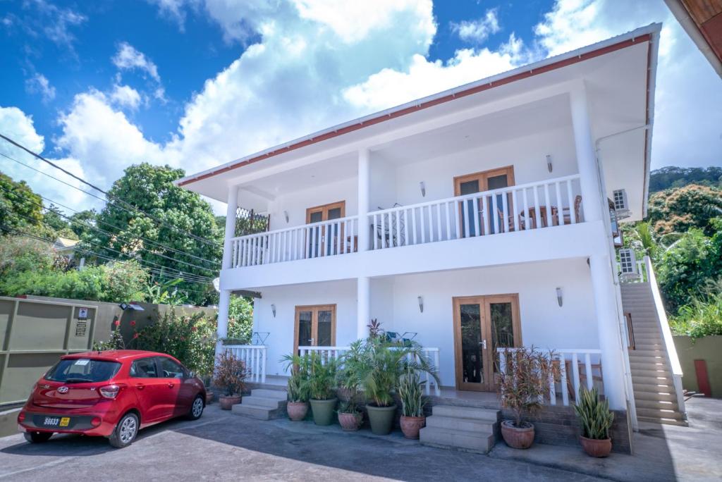 La Maison Hibiscus Self Catering Accommodation - Studio Mit Balkon