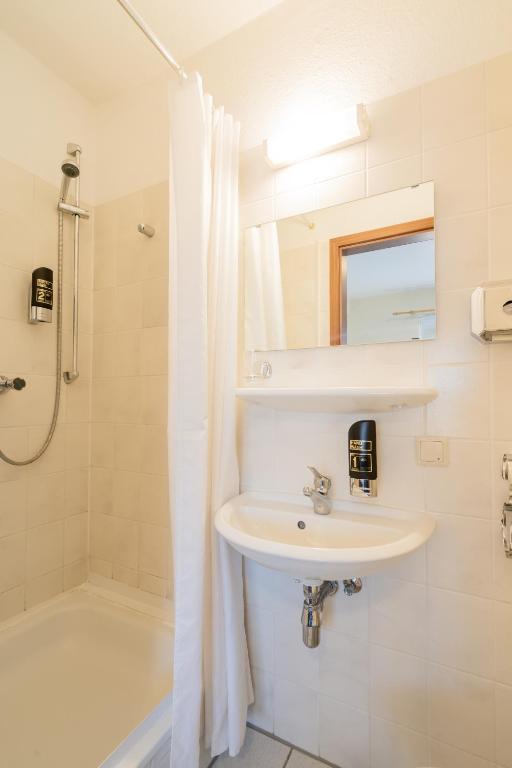 Koupelna v ubytování Hotel Dori´s 108