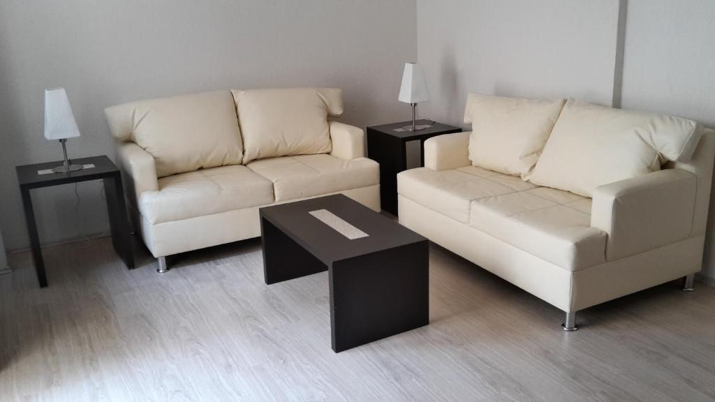 Grupo Kings Suites -Monte Chimborazo 537 - One-Bedroom Apartment