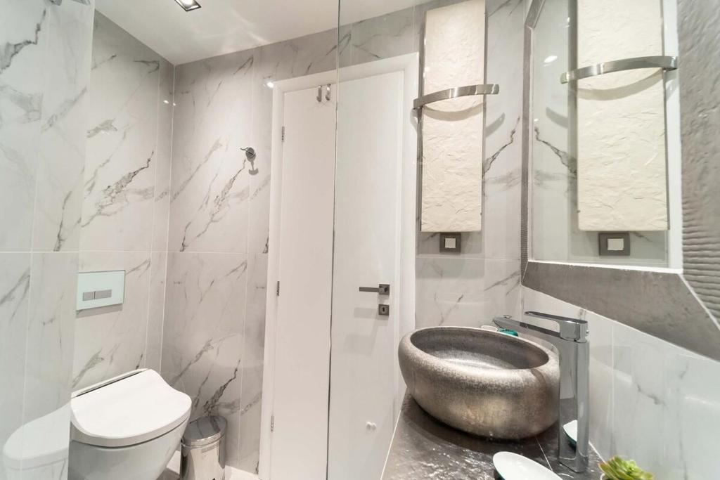 Galleries Elegant Suites - 12