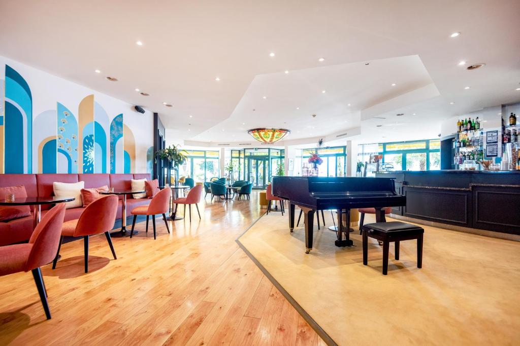 Restaurace v ubytování Royal Plaza Montreux