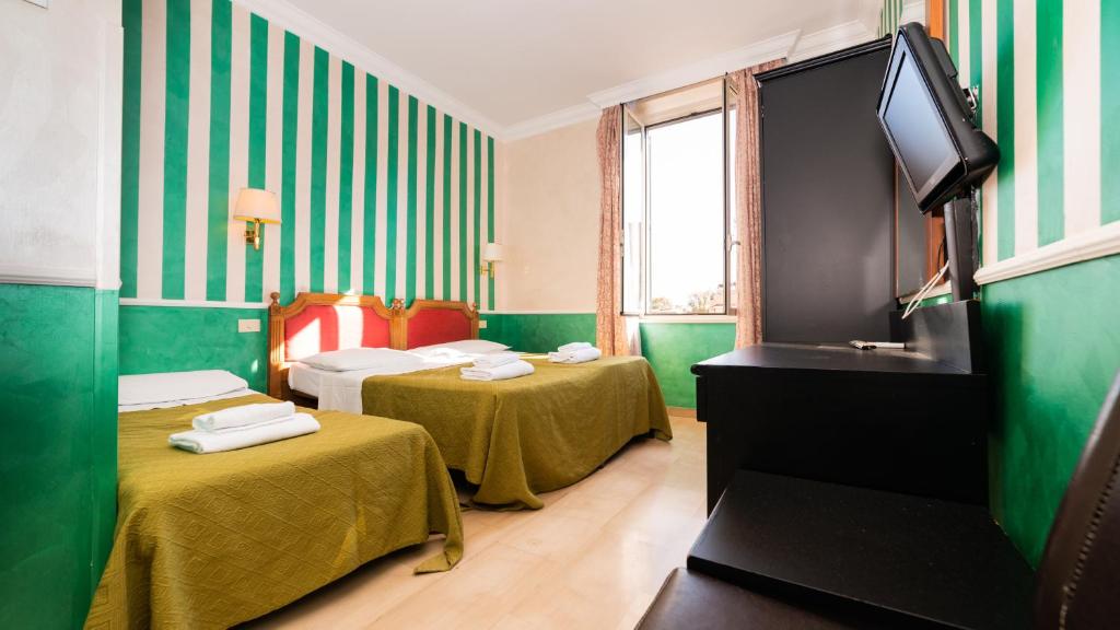 Hotel Center 3 - Resim 7