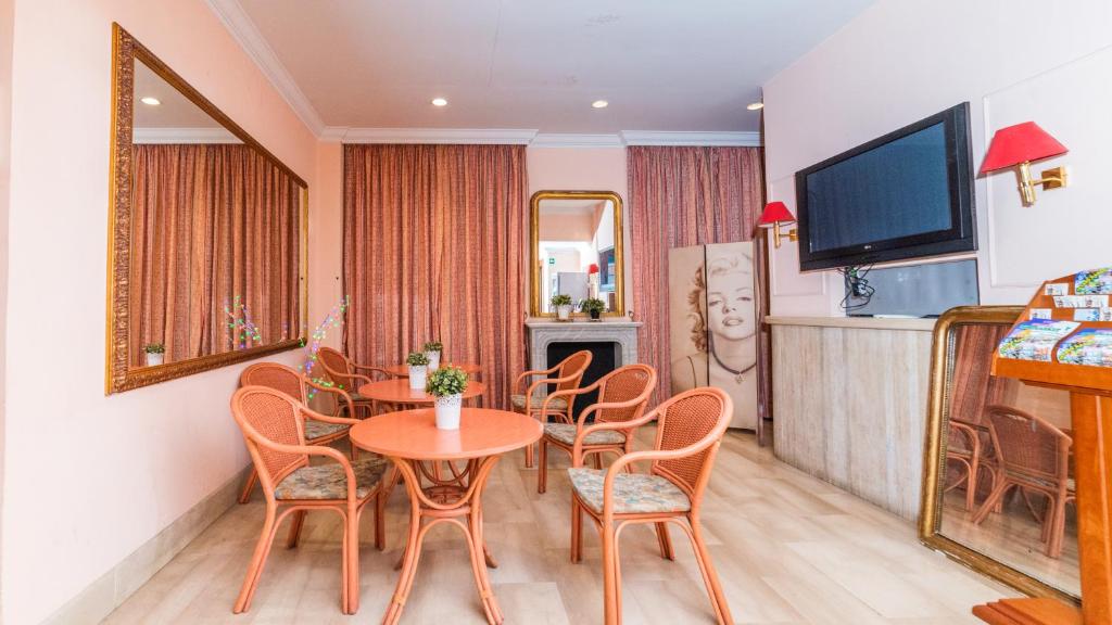 Hotel Center 3 - Resim 28