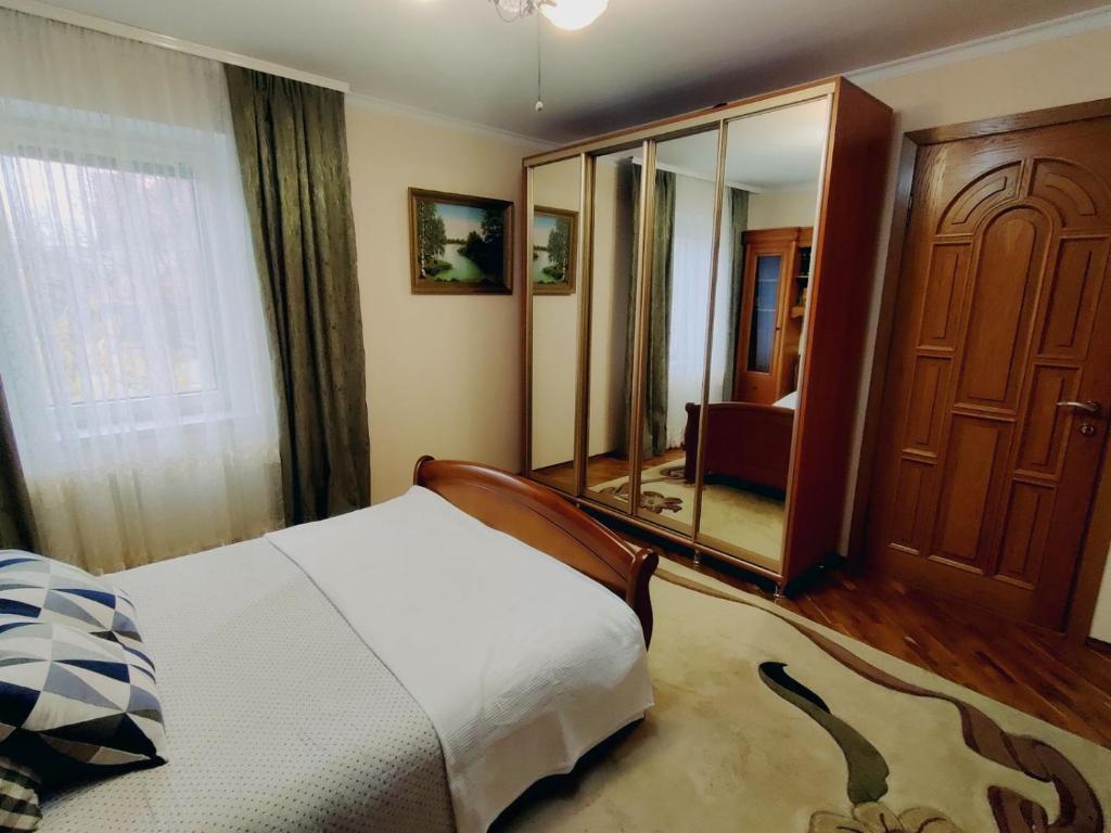 Kiki's Villa - Grande Chambre Double