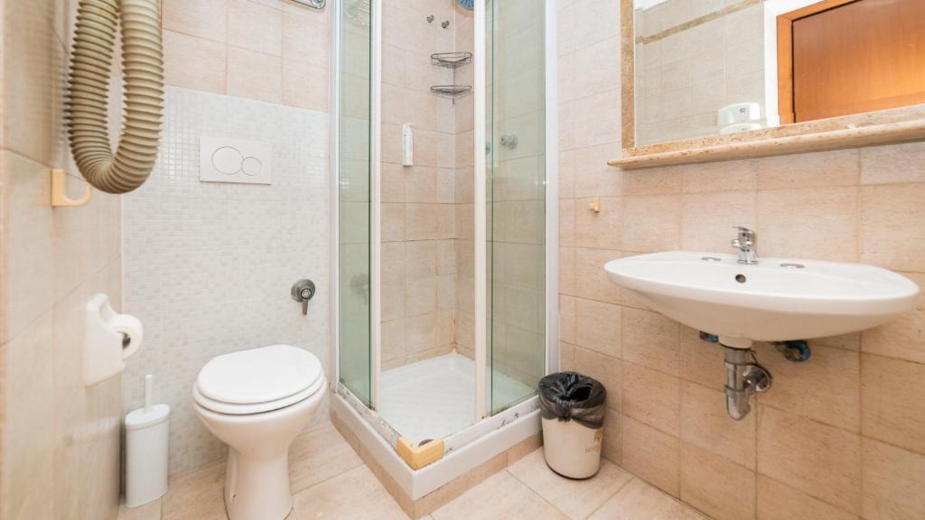 Hotel Center 3 - Resim 3