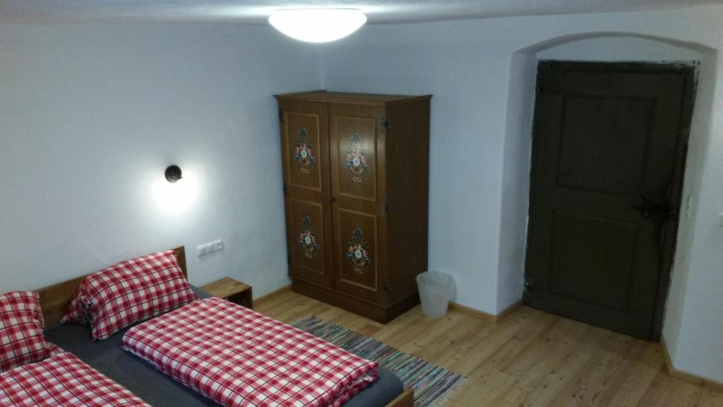 Posteľ alebo postele v izbe v ubytovaní Ferienhof Leo