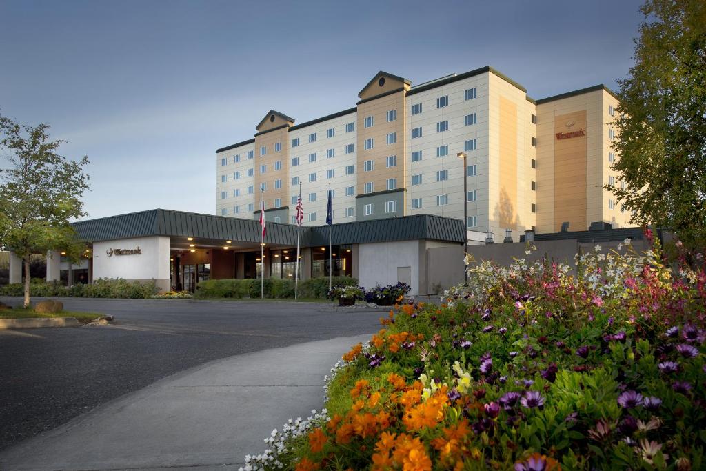 Westmark Fairbanks Hotel and Conference Center - Housity