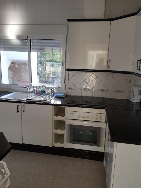 Kuchyň nebo kuchyňský kout v ubytování Villa Sofia