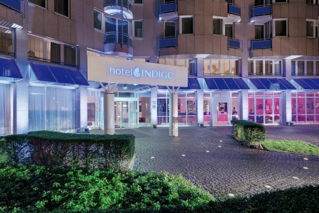 Hotel Indigo - Dusseldorf - Victoriaplatz by IHG - Resim 34
