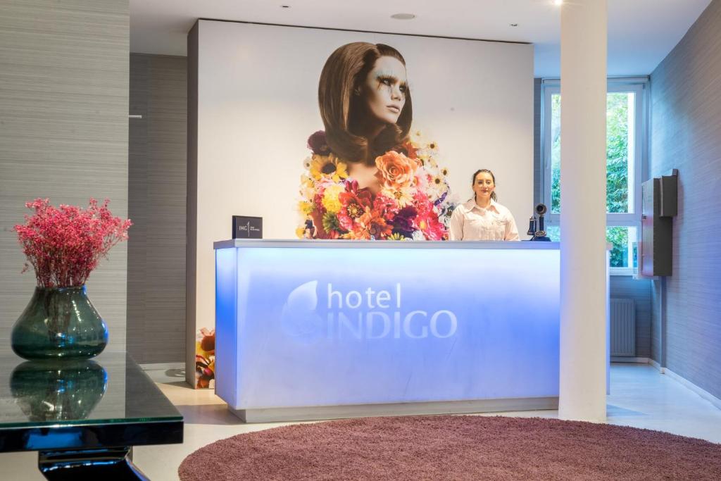 Hotel Indigo - Dusseldorf - Victoriaplatz by IHG - Resim 45