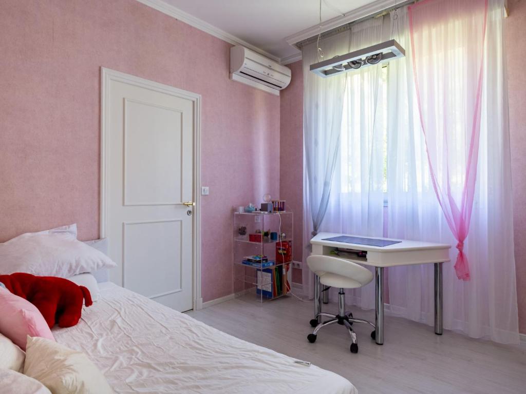 Postelja oz. postelje v sobi nastanitve Apartment Les Balcons d&#39;Eze by Interhome