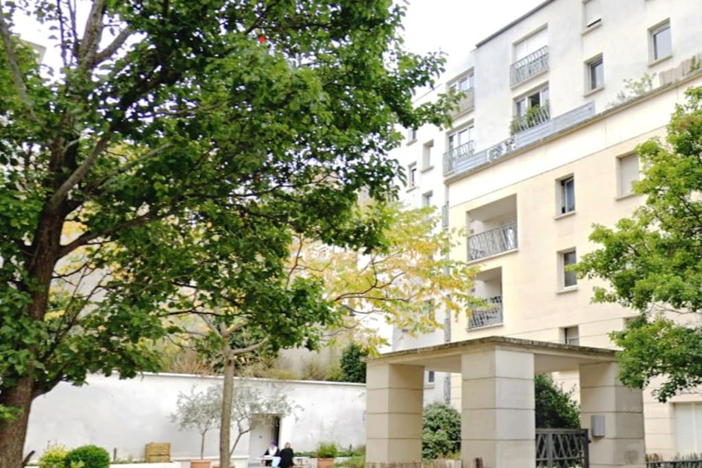 Imprimerie, SaintDenis (updated prices 2024)