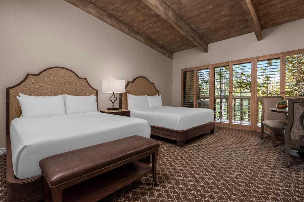Rancho Bernardo Inn - Premium Room, Golf Or Spa View, Two Queen Beds