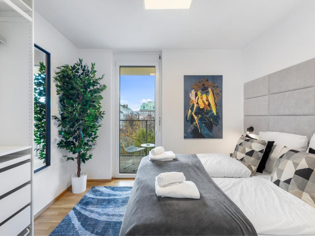 SKY9 Penthouse Apartments - Two-Bedroom Apartment With Terrace And Park View