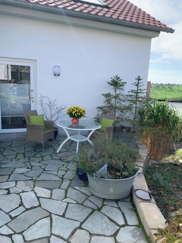 Κήπος έξω από το Studio mit Weitblick
