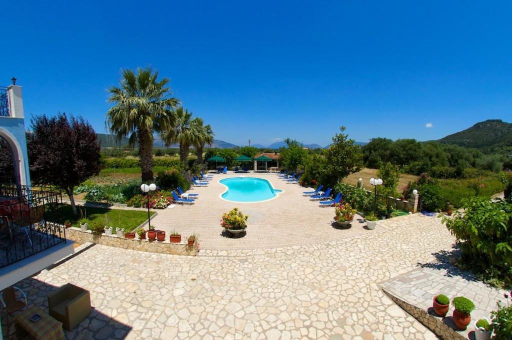 Nikos Studios and Apartments - 15