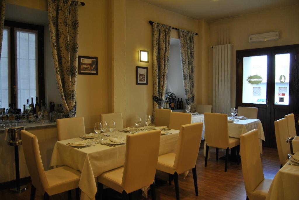 Posezení v ubytování Hotel Oberje Dla Viere