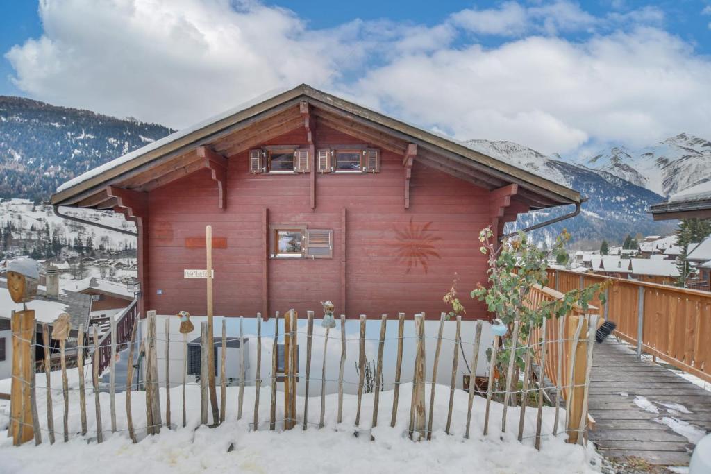 Nespecifikovaný výhled na hory nebo výhled na hory při pohledu z apartmánu