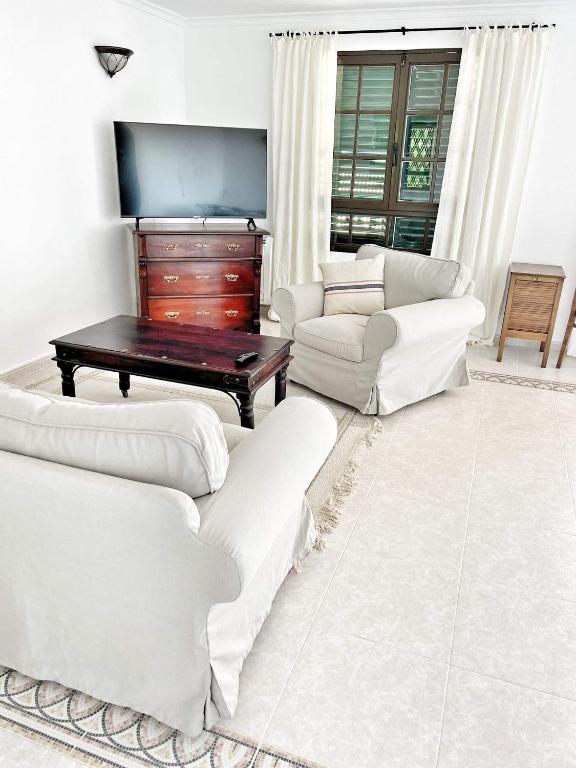 Luxury Apartments Mascarat - 4