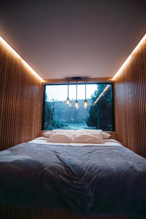 Postel nebo postele na pokoji v ubytování Hawkay Glamping
