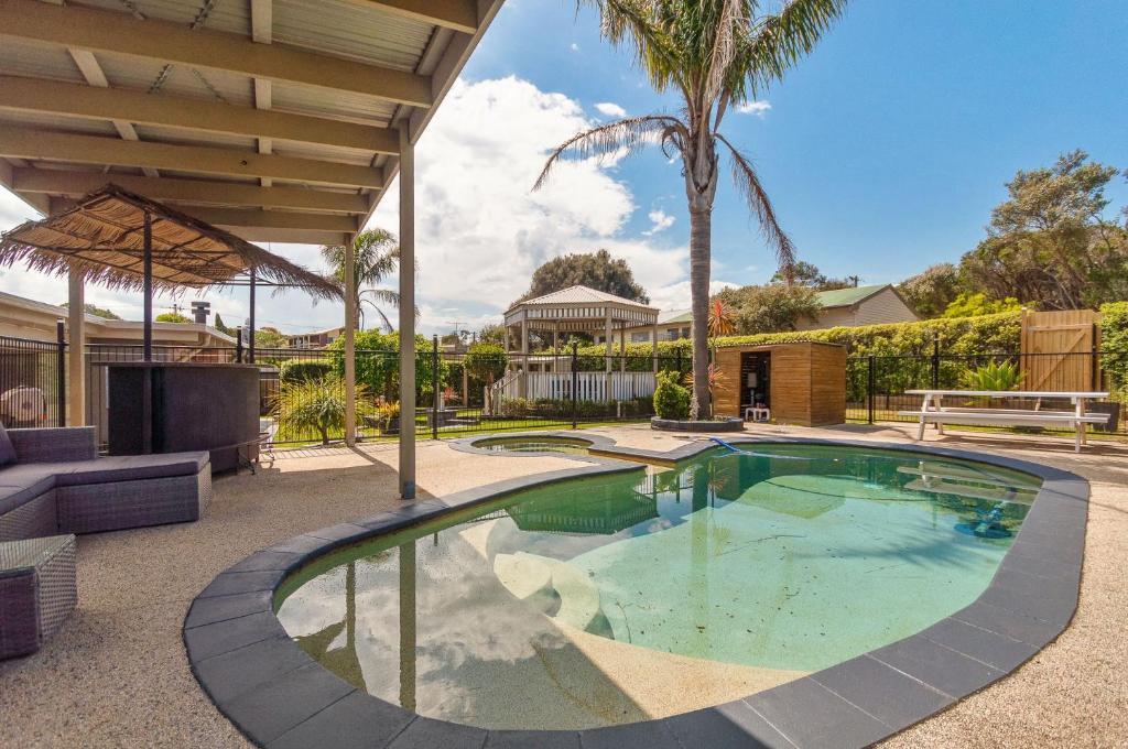 Swimmingpoolen hos eller tæt på The Family Haven Main House