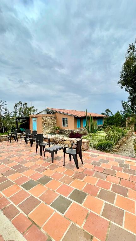 Cabaña en la Mesa de los Santos - Villa De Tres Habitaciones